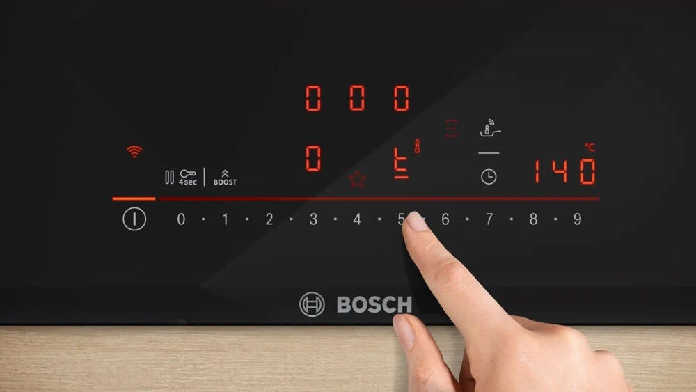 Bosch PVQ731H26E serie 6 Piano cottura a induzione con cappa integrata, cm. 71, 4 zone, estrazione 500 m³/h, Home connect, vetroceramica nero