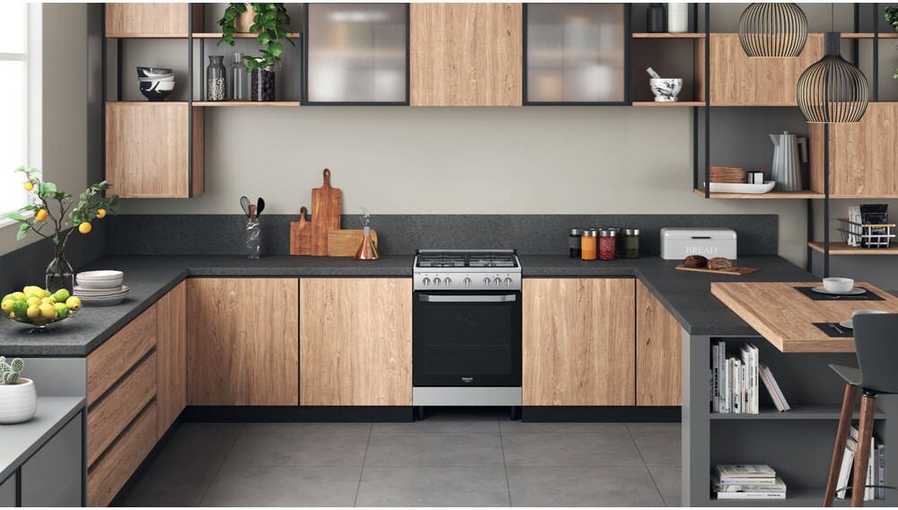 Hotpoint Ariston HS68G8PHX/E Cucina da accosto, 4 fuochi a gas, forno elettrico multifunzione, nero