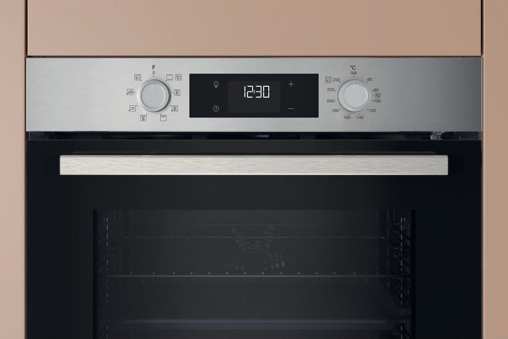 Hotpoint Ariston HAO 275P X Forno elettrico da incasso, multifunzione, pirolitico, inox/nero