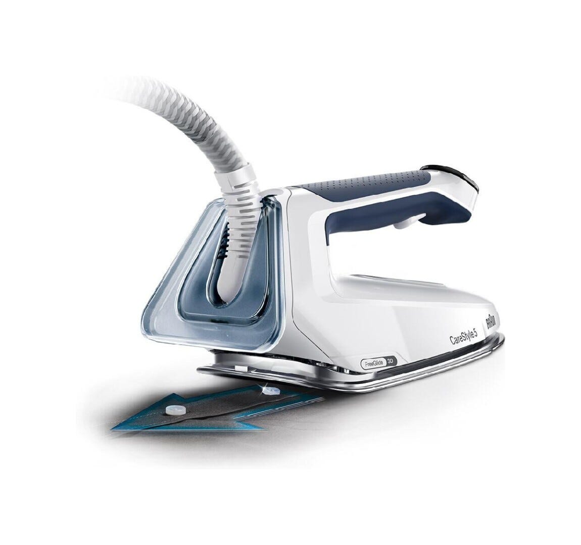 Braun IS5245BL Sistema stirante con caldaia, potente e delicato sui tessuti.