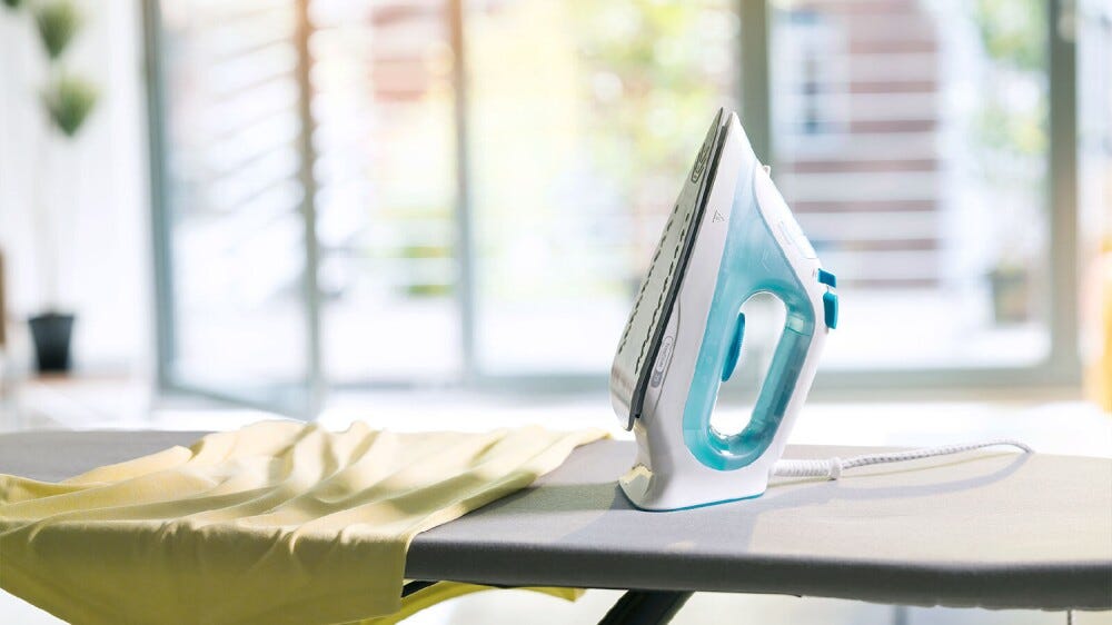 Braun SI3041GR Ferro a vapore con piastra SuperCeramic e punta di precisione.