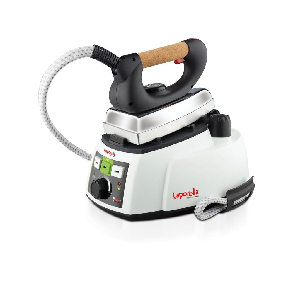 polti PLEU0188 Ferro da stiro a vapore con caldaia, funzione Eco e tappo di sicurezza per una stiratura efficiente e risparmi energetici.