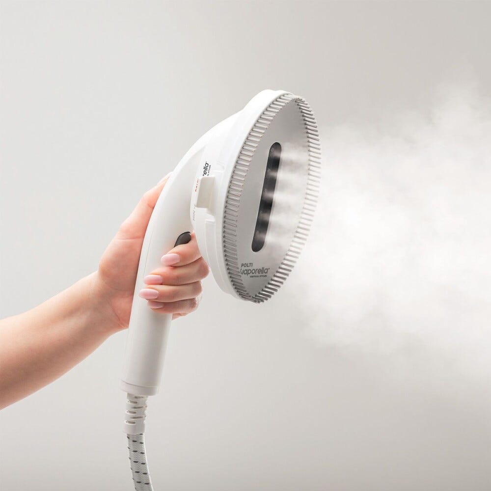 polti GSF80R Stiratrice verticale da terra, pronta in 30 secondi, ideale per rinfrescare tessuti e eliminare pieghe.