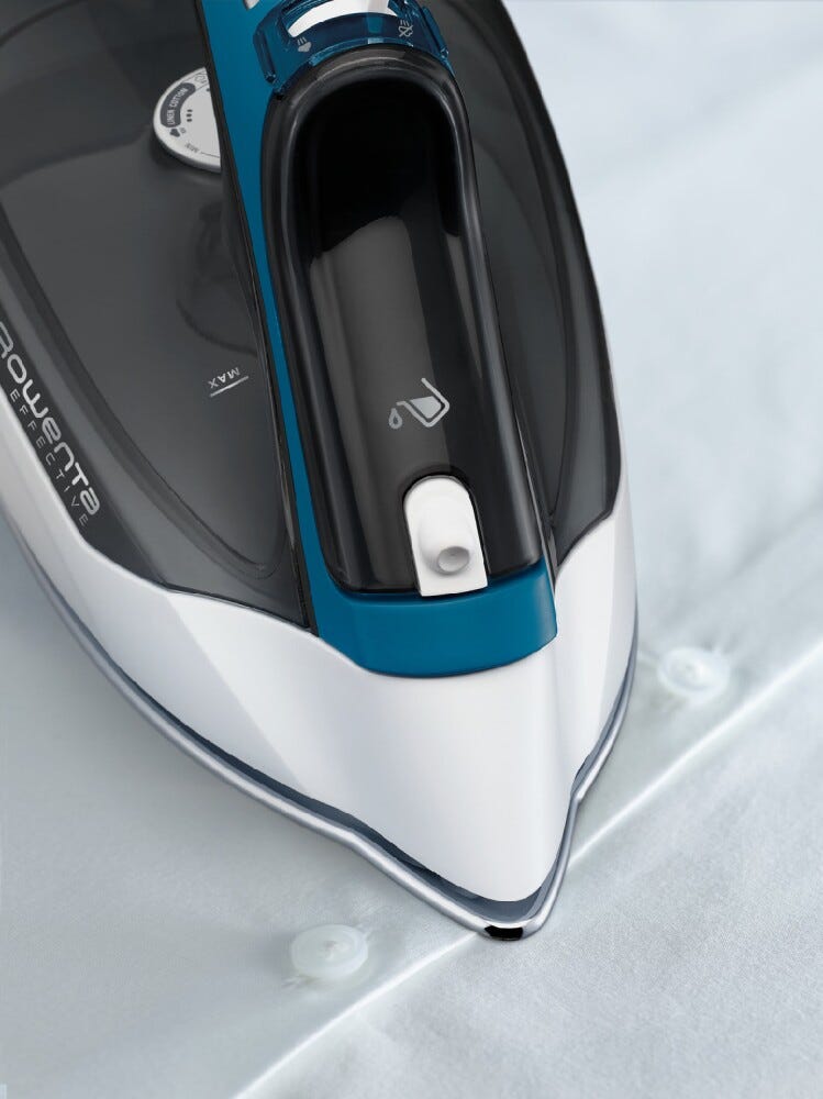 Rowenta DX1550 EFFECTIVE Ferro da stiro a vapore con potente getto di vapore e piastra in acciaio inox.