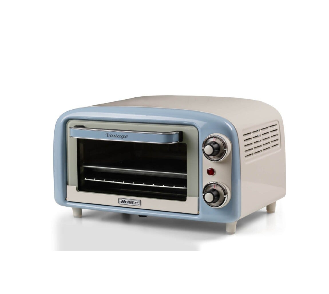 Ariete 3919/05 Forno elettrico vintage con capacità di 10L e potenza di 800W, ideale per cucinare e scaldare vari piatti.