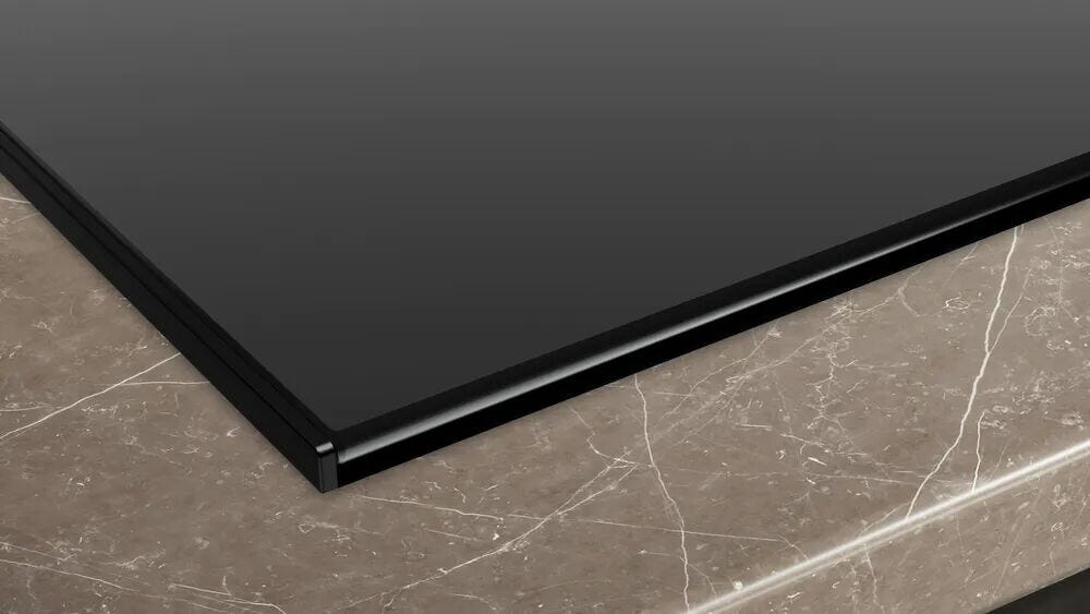 Siemens ED877HQ26E iQ500 Piano cottura a induzione con cappa integrata, 82 cm, Home Connect, nero