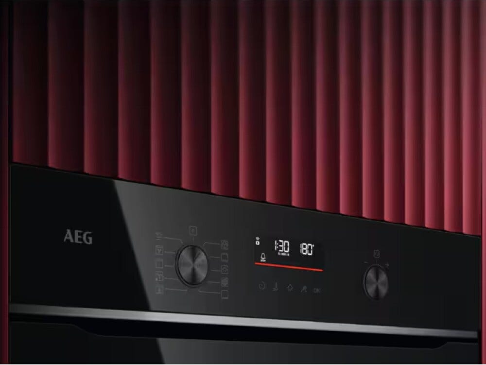 AEG TA5PB531AB serie 5000 SurroundCook Forno elettrico multifunzione, cm. 60, capacità 71 L, SurroundCook, SteamBake, pulizia pirolitica, nero