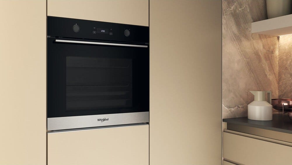 Whirlpool WOI781PU0SXA Forno elettrico cm. 60, capacità 73 litri, Pirolitico + Idrolitico, 6° SENSO FlexiClean, Pizza 310°, inox/nero