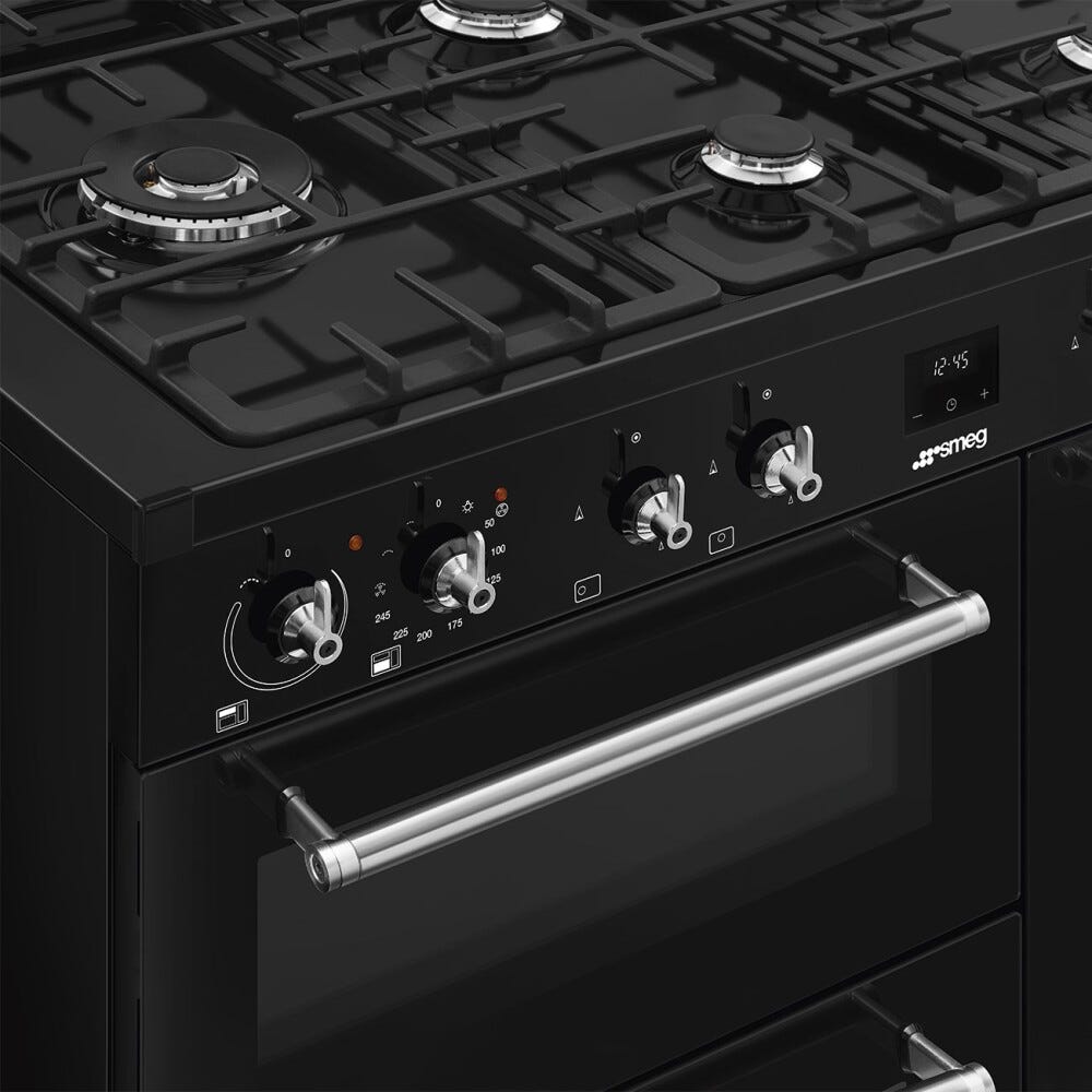 Smeg CX103GMBL classica Cucina da accosto cm. 100x60, 3 forni, forno termoventilato, 5 fuochi a gas, griglie in ghisa, nero lucido