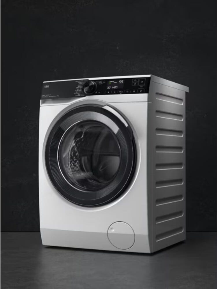 AEG LR8FH104VY serie 8000 PowerCare Lavatrice a carica frontale, cm. 60, 10 kg, centrifuga 1400 giri, con cassetto UniversalDose e WiFi, bianco, nero
