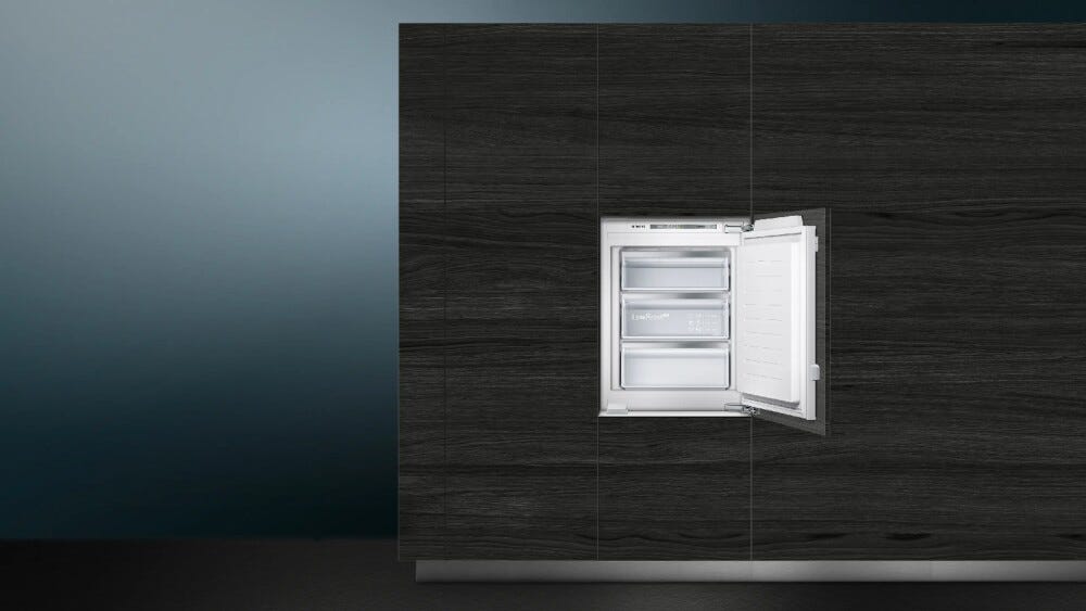 Siemens GI11VAFE0 Congelatore da incasso 72 l, lowFrost, 3 cassetti trasparenti, compatto 54 cm