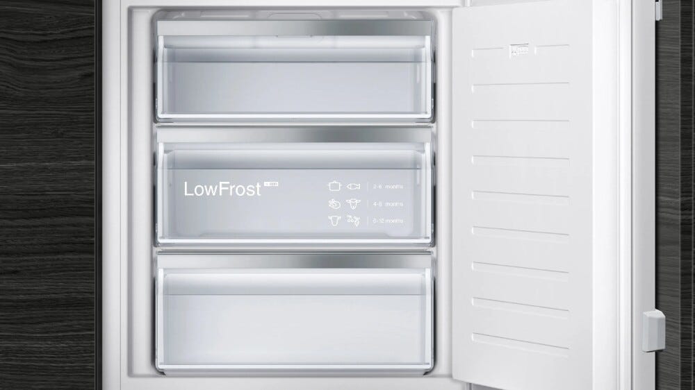 Siemens GI11VAFE0 Congelatore da incasso 72 l, lowFrost, 3 cassetti trasparenti, compatto 54 cm