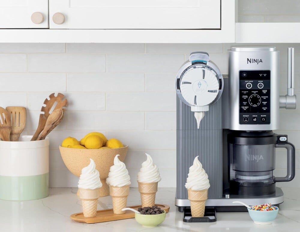 Ninja NC701EU CREAMI Scoop & Swirl Gelatiera, 2 contenitori da 480 ml, 13 programmi, tecnologia Soft Serve, argento