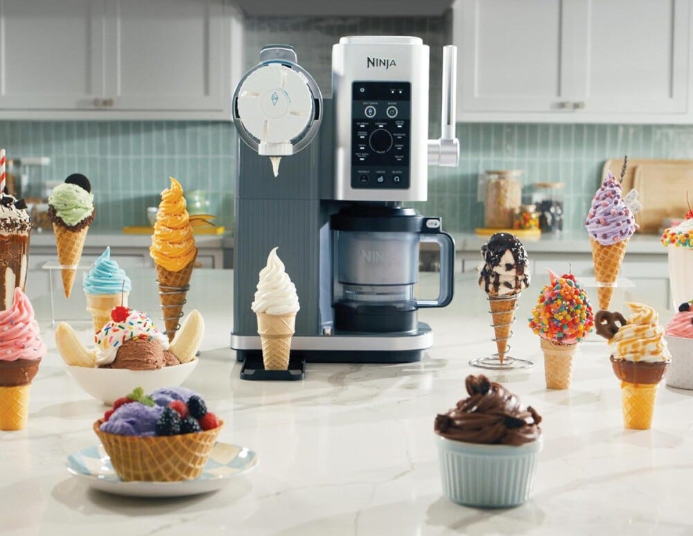 Ninja NC701EU CREAMI Scoop & Swirl Gelatiera, 2 contenitori da 480 ml, 13 programmi, tecnologia Soft Serve, argento