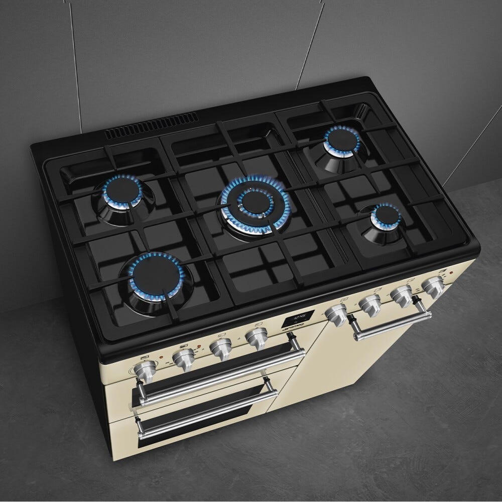 Smeg CX93GMCR Concerto Cucina da accosto cm. 90x60, 3 forni elettrici, 5 zone cottura a gas, panna