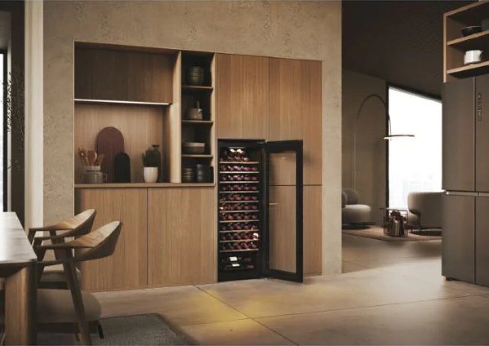 Haier HWS58GGH1 Serie 3 Cantinetta vino cm. 48, capacità 58 bottiglie, vetro anti‑UV, Wi‑Fi hOn, nero