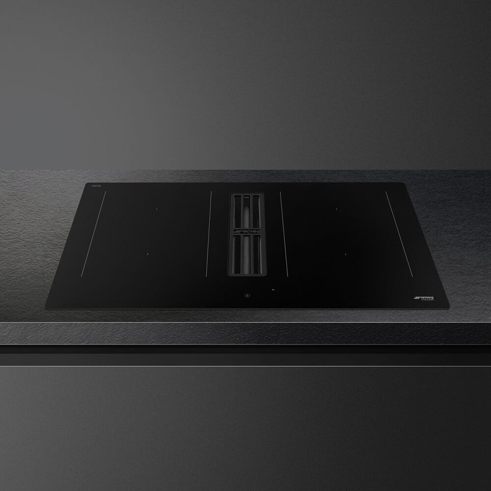 Smeg HOBD382N2 Piano cottura a induzione con cappa integrata, cm. 83, 4 zone, capacità max 630 m3/h, vetro nero opaco
