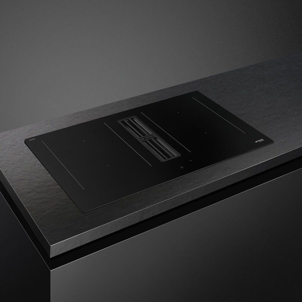 Smeg HOBD382N2 Piano cottura a induzione con cappa integrata, cm. 83, 4 zone, capacità max 630 m3/h, vetro nero opaco