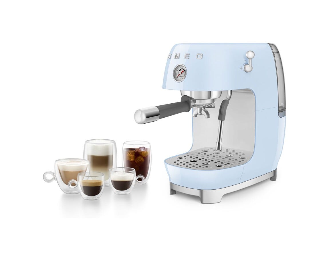 Smeg Selection ECF03PBEU 50's Style Macchina da caffè espresso manuale, con funzione Cold Brew, azzurro lucido