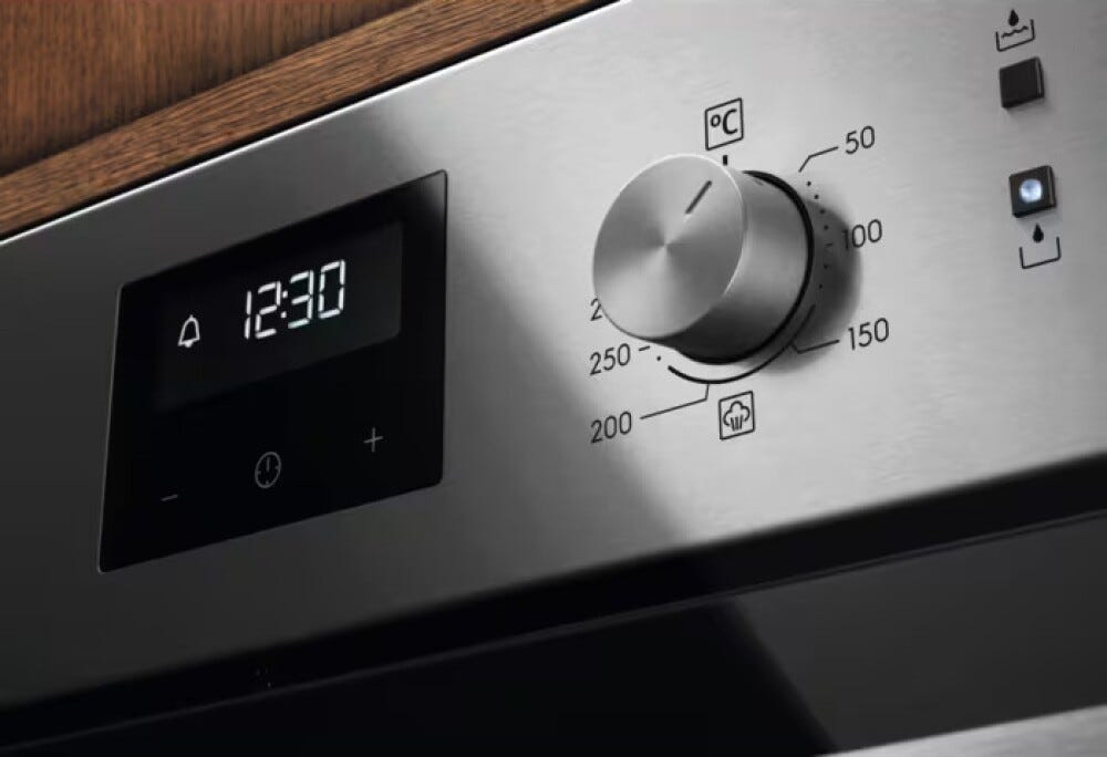 Electrolux LOC3H44TX Serie 600 SenseCook con SteamCrisp Forno a vapore, 72 Litri, Classe A, Inox antimpronta