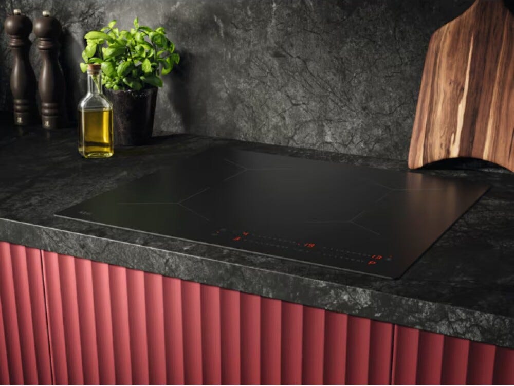 AEG OIO64A00IT serie 5000 Piano cottura a induzione cm. 60, 4 zone cottura, funzione Hob2Hood®, vetroceramica nero opaco, SaphirMatt