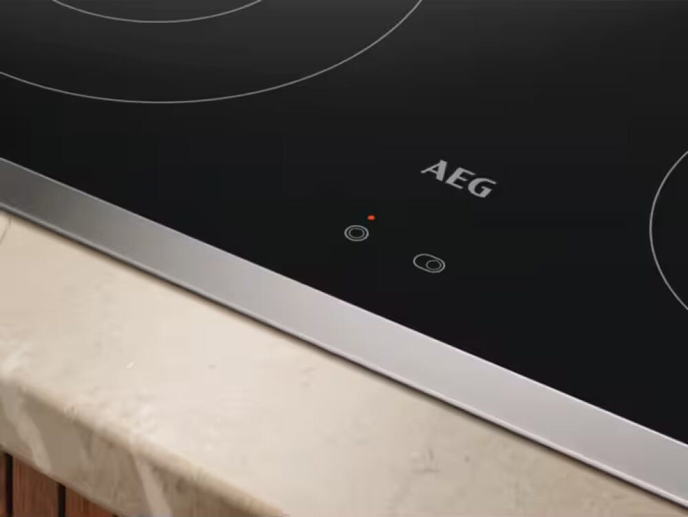 AEG TA64RA07FB serie 3000 Piano cottura elettrico cm. 60, 4 zone cottura, comandi integrati nel forno, nero