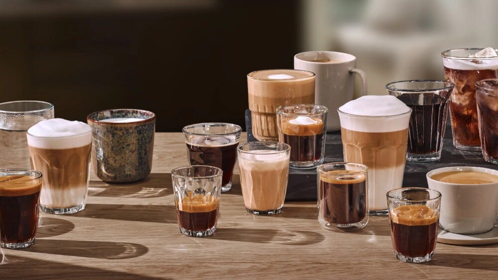 Siemens TP725EM7 EQ700 iAroma Macchina da caffè automatica, macinacaffè e sistema latte integrato, funzione Coldbrew, display touch, Home Connect, silver