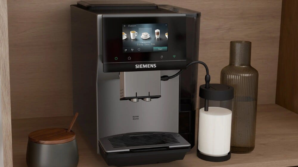Siemens TP725EM7 EQ700 iAroma Macchina da caffè automatica, macinacaffè e sistema latte integrato, funzione Coldbrew, display touch, Home Connect, silver