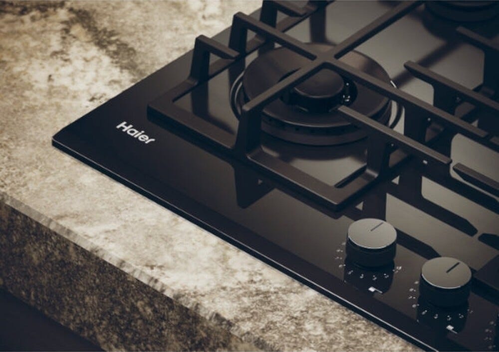 Haier HAVG6BF4TBPB Gas On Glass Serie 4 Piano cottura a gas cm. 60, 4 bruciatori, doppia corona, griglie in ghisa, vetro nero