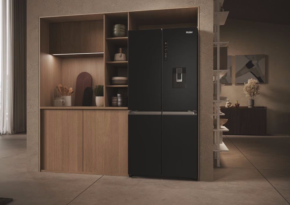 Haier HCR3818EWPT Multidoor Cube 83 Serie 3 Frigorifero con congelatore 4 porte cm. 83, capacità 463 litri, No Frost, Air Surround, dispenser acqua, nero