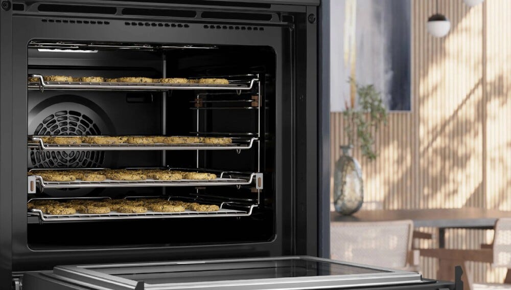 Siemens HB736G1B1 iQ700 Forno elettrico multifunzione cm. 60, 71 litri, display touchscreen, Home Connect, classe A+, nero