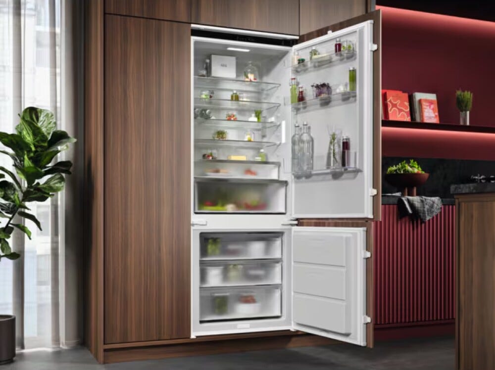 AEG NSC8T751DS Serie 8000 Frigorifero combinato da incasso 375 litri, larghezza 75 cm, AI CoolAssist, Cooling 360°, TwinTech Total No Frost Plus