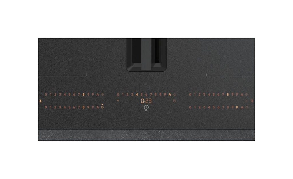 Hisense HEH8443BSRWF Hi8 Piano a induzione con cappa integrata cm. 83, 4 zone, aspirazione 611 m³/h, nero