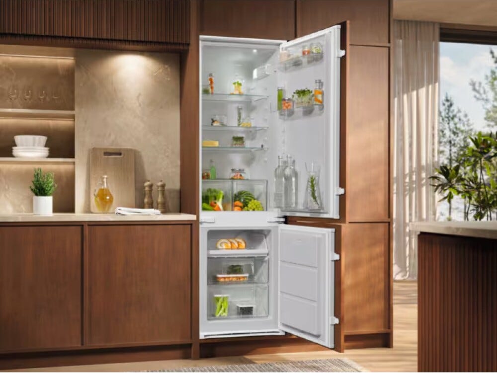 Electrolux KNA6LE18S serie 600 Frigorifero con congelatore da incasso cm. 54, altezza 178, 271 litri, FastFreeze, Low Frost, AI CoolAssist