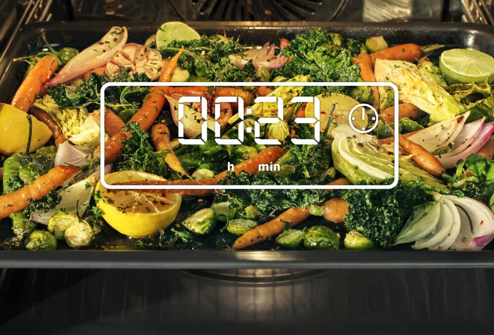 Electrolux KODGS24TX2 serie 300 Forno elettrico multifunzione cm. 60, 72 litri, funzione SteamBake, pulizia idrolitica, display timer a LED, classe A, inox antimpronta