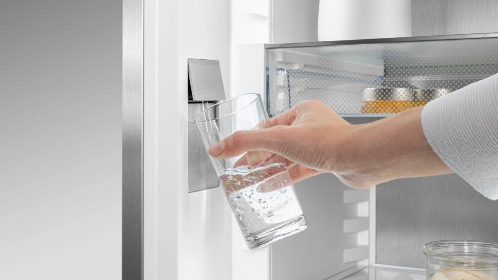 Liebherr SRBstc 529i peak BioFresh Frigorifero a libera installazione 387 litri, BioFresh Professional, SmartSteel Inox, classe energetica C