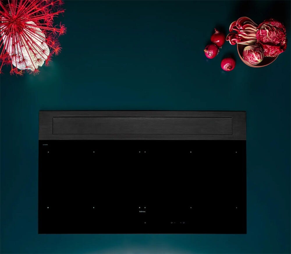 Falmec LEVEL ONE NERO OPACO COOKING Piano cottura a induzione 90 cm, vetroceramica nero opaco, cappa downdraft integrata, motore 800 m3/h
