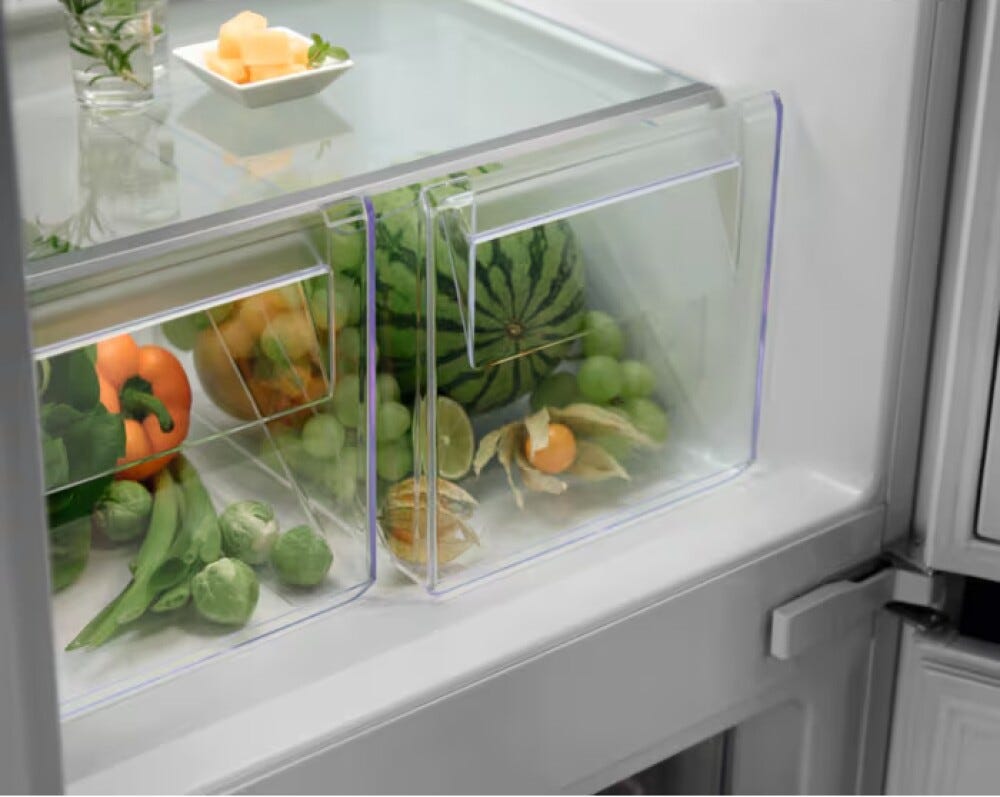 Electrolux LNA7NE18S serie 700 Frigorifero con congelatore da incasso cm. 54, altezza 177, 257 litri, FastFreeze, TwinTech, Total No Frost, classe E