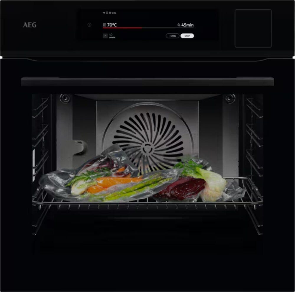 AEG NBP9S831AB serie 9000 ProAssist Forno multifunzione a vapore cm. 60, 70 litri, touch, AirFry, SousVide, cottura assistita, pulizia idrolitica, WiFi, sonda termica, classe A++, nero