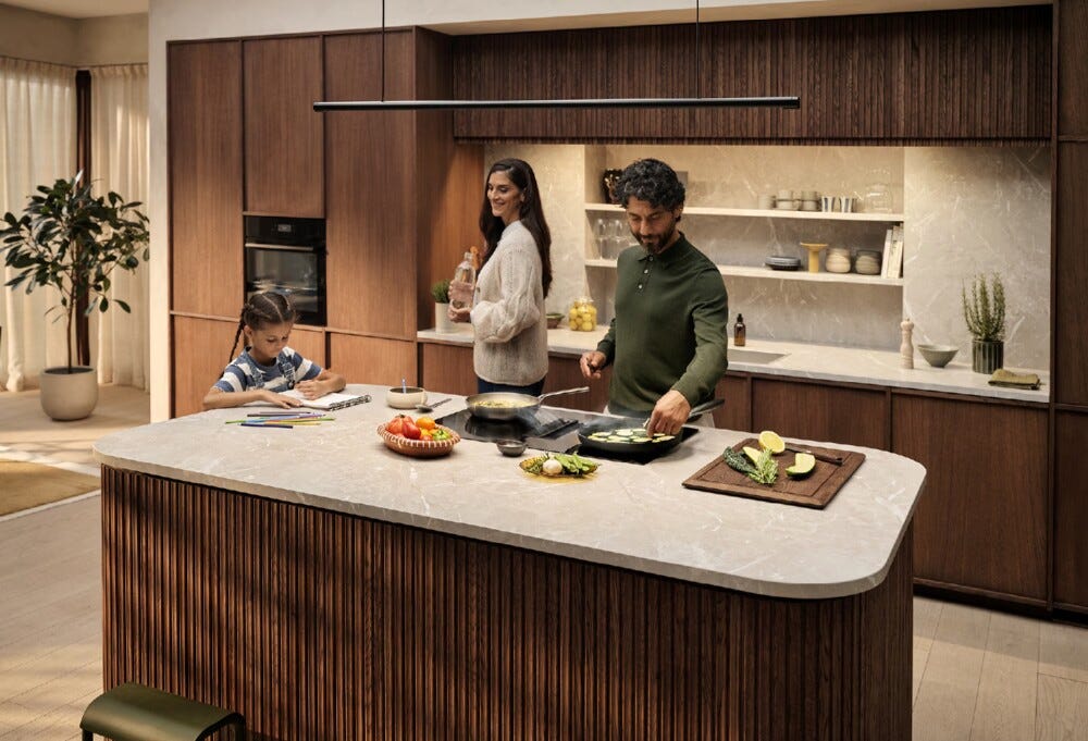 Electrolux KCC83410CK serie 600 Bridge Piano cottura a induzione con cappa integrata cm. 80, 650 m³/h, 4 zone cottura, funzione bridge, Hob2Hood, comandi slider touch, Classe A+, nero