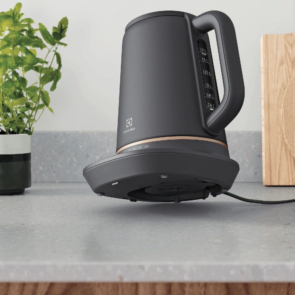Electrolux E7K1-6BP Explore 7 Bollitore elettrico, 1.7 l, antracite
