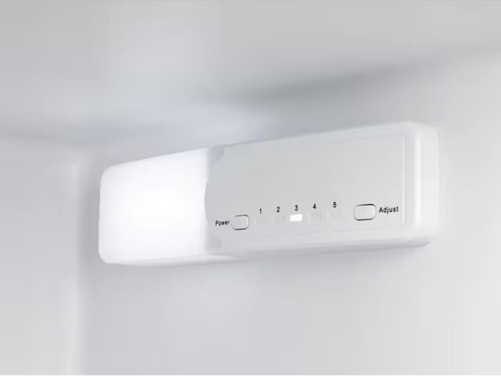Electrolux ETS3LE14S serie 300 Frigorifero con congelatore da incasso, cm. 54, altezza 144, 220 litri, LowFrost, classe E