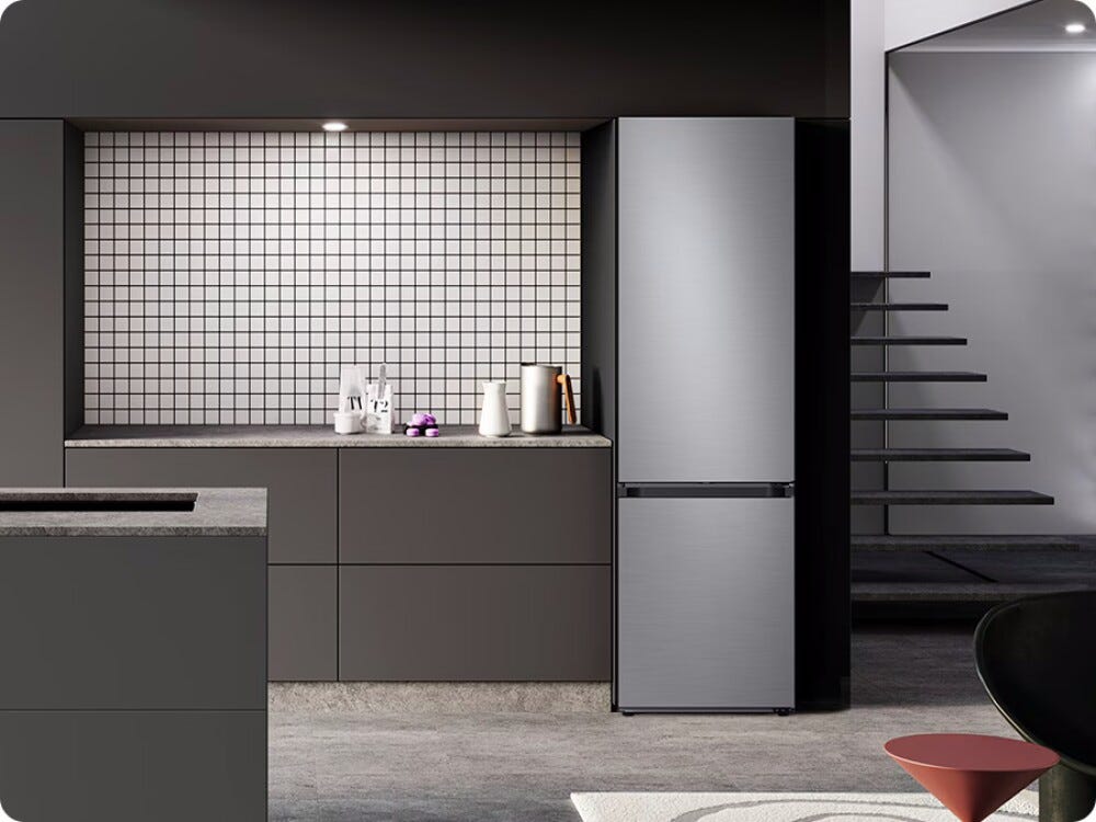 Samsung RB38C7B6AS9 Frigorifero con congelatore a libera installazione 387 L, BESPOKE, classe A, No Frost, Metal Cooling, AI Energy Mode, inox spazzolato