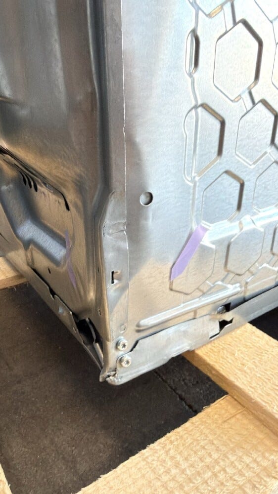 Bosch OUTLET HBG578ES3 Forno elettrico pirolitico cm. 60 - inox - ARTICOLO NUOVO CON BOTTA SU PARTE POSTERIORE (vedi foto, non visibile a prodotto installato) SENZA IMBALLO ORIGINALE