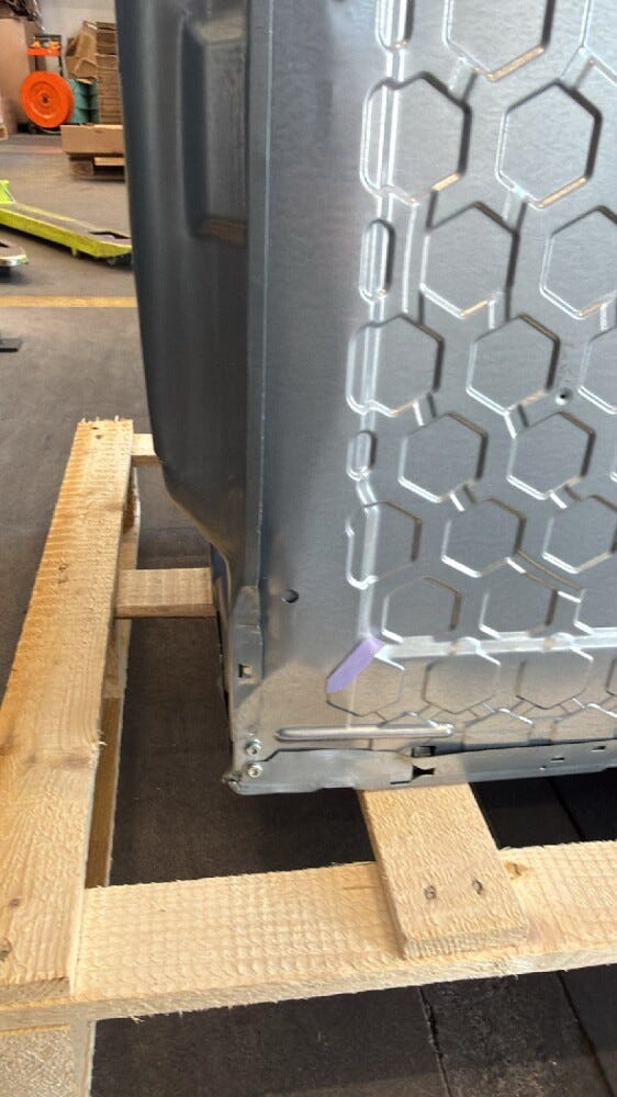 Bosch OUTLET HBG578ES3 Forno elettrico pirolitico cm. 60 - inox - ARTICOLO NUOVO CON BOTTA SU PARTE POSTERIORE (vedi foto, non visibile a prodotto installato) SENZA IMBALLO ORIGINALE