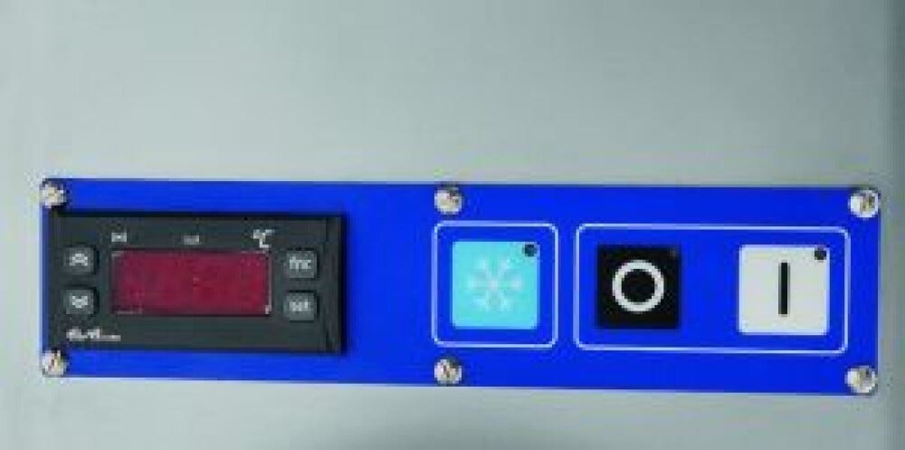 Fama TR 22 Tritacarne refrigerato trifase 230/400V, gruppo inox, tramoggia refrigerata, 280/300 kg/h
