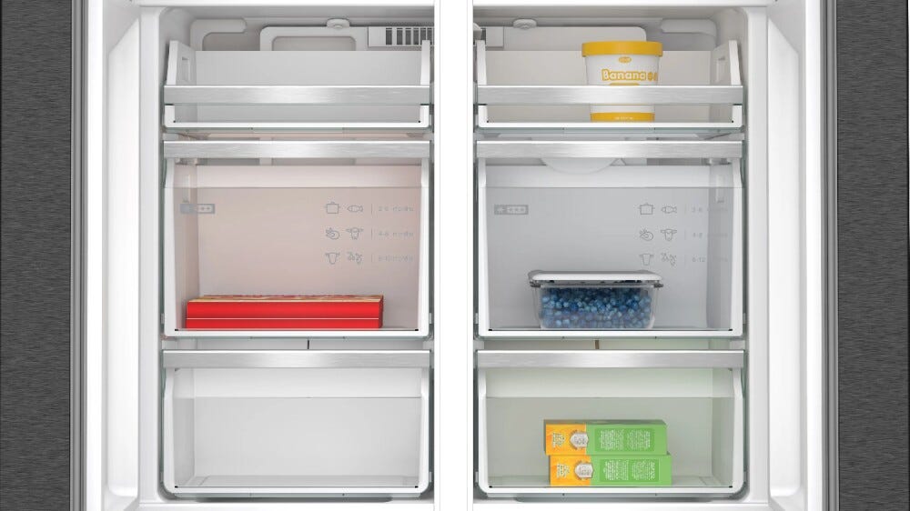 Neff KM3963XE0 Frigorifero multidoor a libera installazione 574 L, Total No Frost, dispenser acqua e ghiaccio, classe E, dark inox