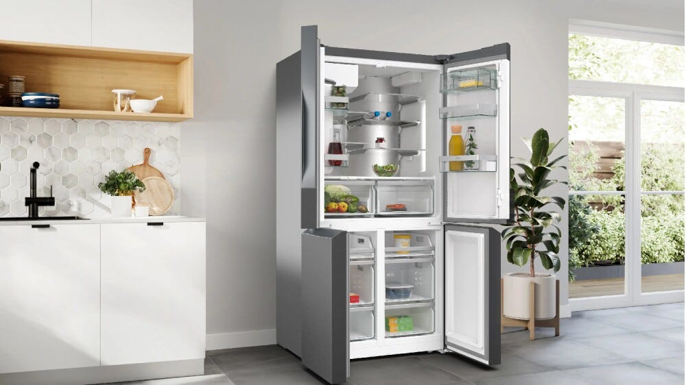 Neff KM3963XE0 Frigorifero multidoor a libera installazione 574 L, Total No Frost, dispenser acqua e ghiaccio, classe E, dark inox